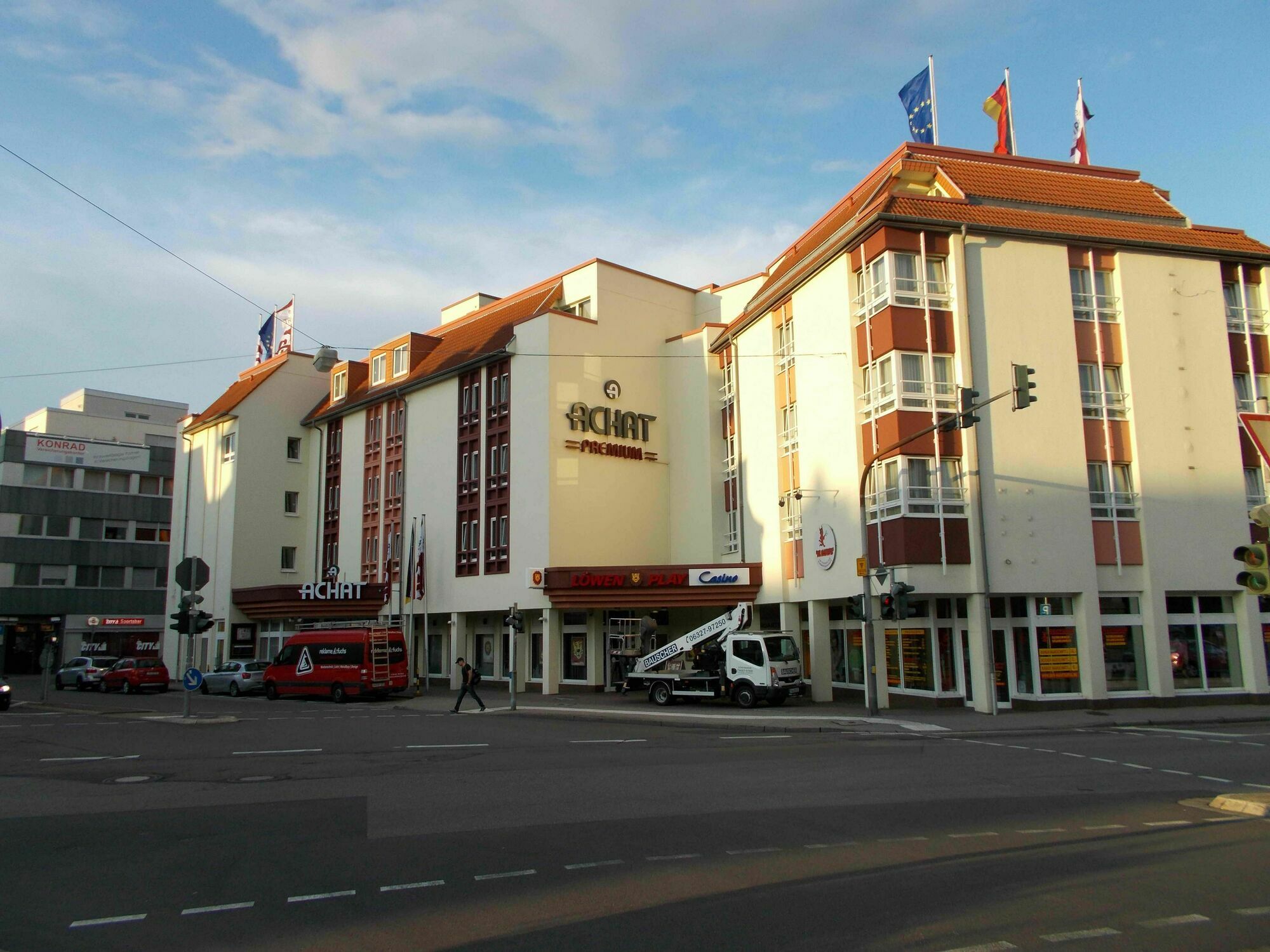 Achat Hotel Neustadt An Der Weinstrasse Exterior photo